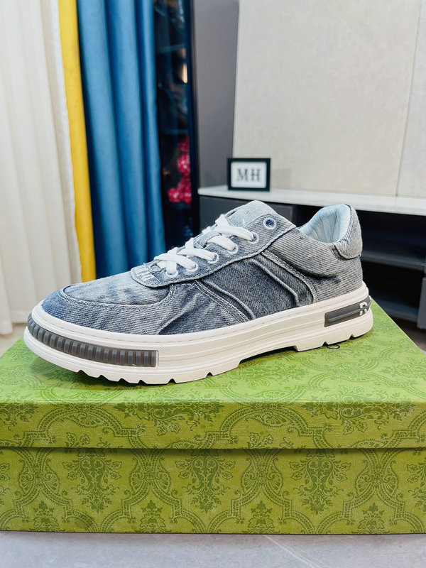 men gucci shoes-556